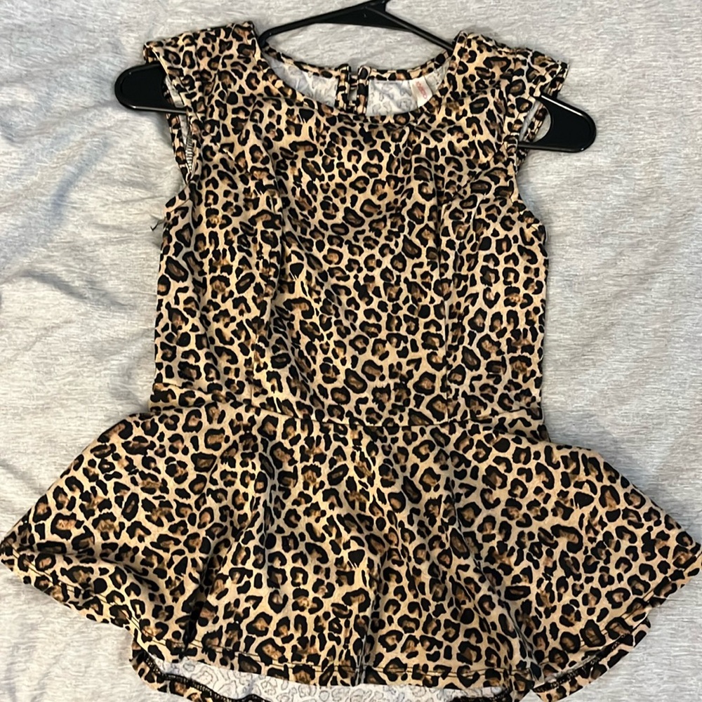 Peplum Leopard Print top size small